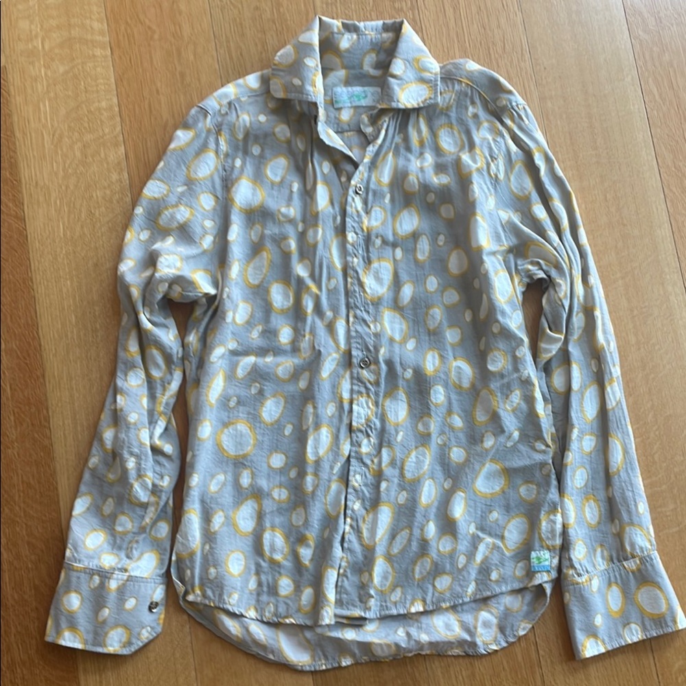 Casual Gray and Yellow Button Down Shirt with Artistic Pattern